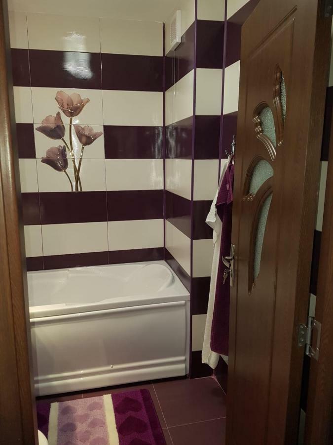 Apartament R&A Appartement Orşova Buitenkant foto