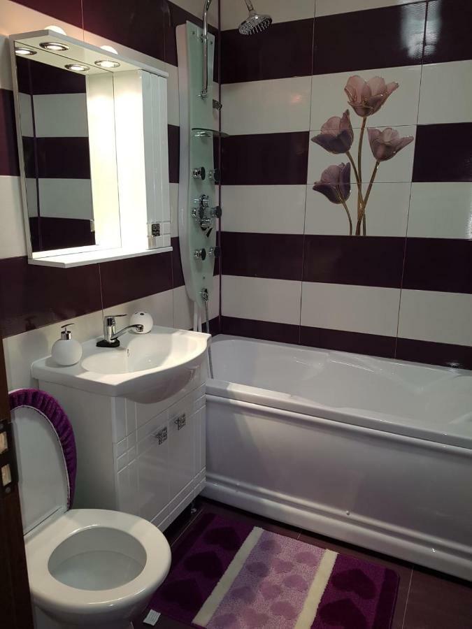 Apartament R&A Appartement Orşova Buitenkant foto